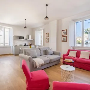 Fisher's In Testaccio Apartment